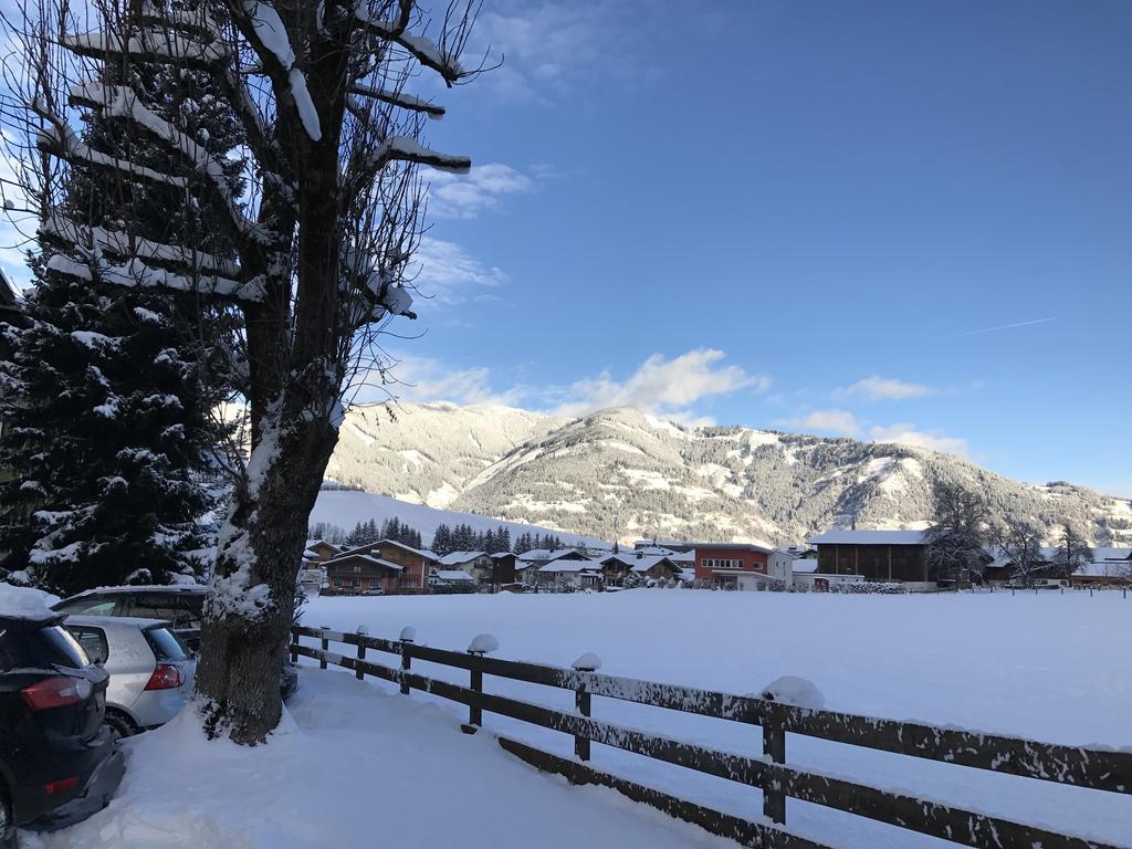 Low Budget Apartment Kitz 10 Kaprun Exterior foto